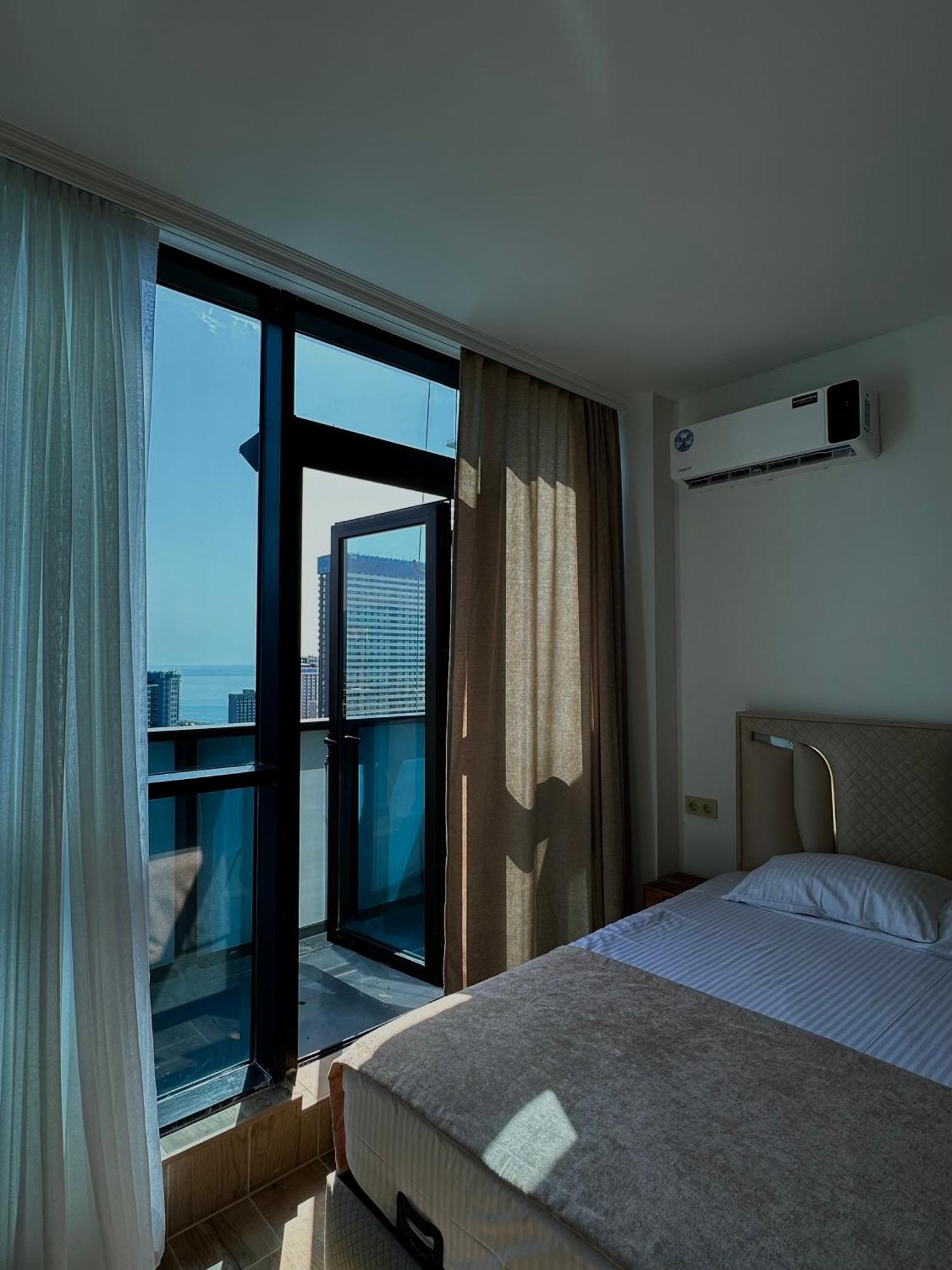 Dar Tower Panorama Apartments Batumi Luaran gambar